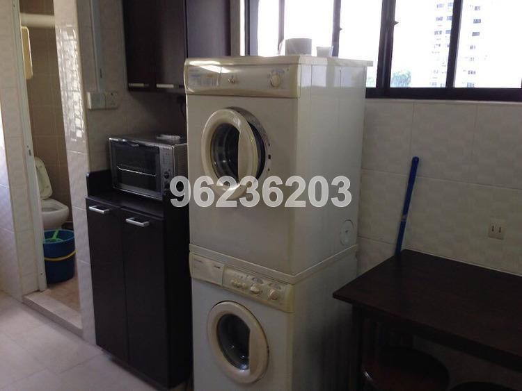 Blk 240 Jurong East Street 21 (Jurong East), HDB 5 Rooms #165489272